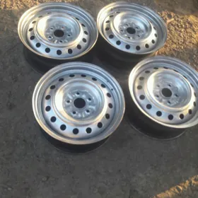 16 Gara diska Toyota