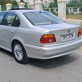 BMW E39 2002