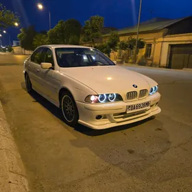 BMW E39 2003