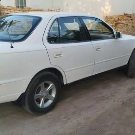 Toyota Camry 1996