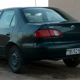 Toyota Corolla 1999
