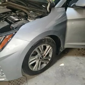 Hyundai Elantra 2020