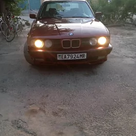 BMW 525 1990