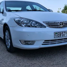 Toyota Camry 2003