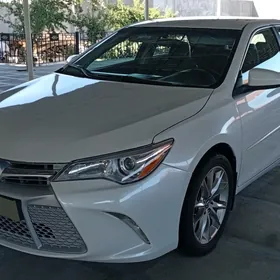 Toyota Camry 2017