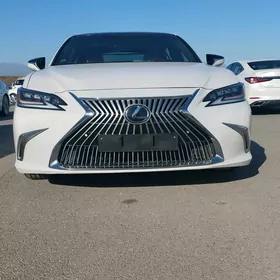Lexus ES 350 2019
