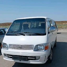 Toyota Hiace 2002