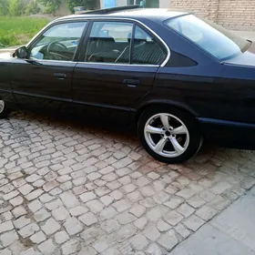 BMW 525 1992
