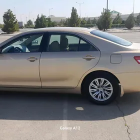 Toyota Camry 2010