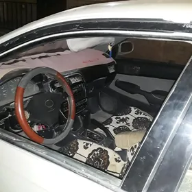 Toyota Carina 1993