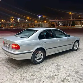 BMW E39 1999