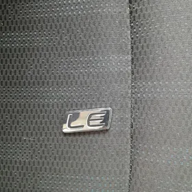 corolla bagaz emblema LE