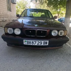 BMW 525 1989
