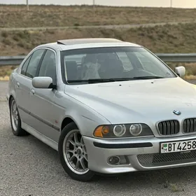 BMW E39 2001