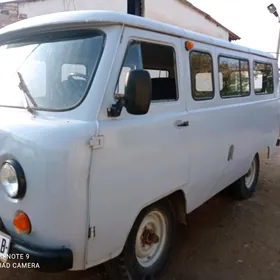 UAZ 469 1999