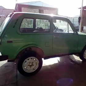 Lada Niva 1981