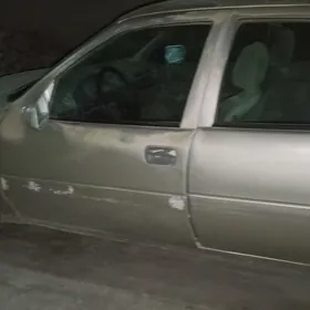 Opel Vectra 1991
