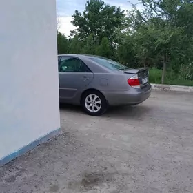 Toyota Camry 2005