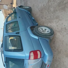 Nissan Pathfinder 1999