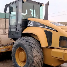 Caterpillar Dozer 2010