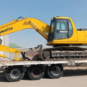 Komatsu PC2000-8 2003