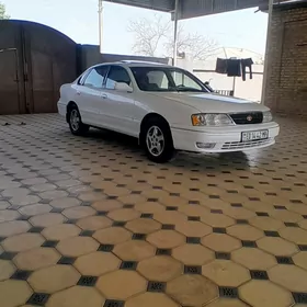Toyota Avalon 1999