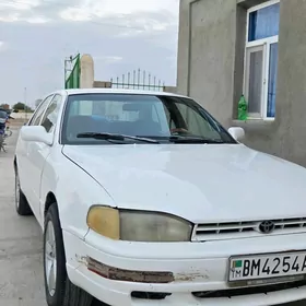 Toyota Camry 1992