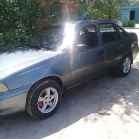 Daewoo Nexia 1994