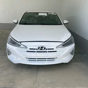 Hyundai Elantra 2020