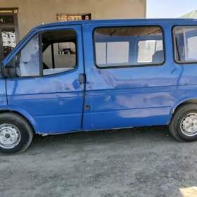 Ford Aerostar 1993