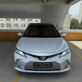 Toyota Camry 2023