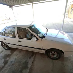 Opel Vectra 1990