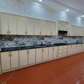 Kuhniya Garnitur Mebel