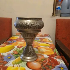 Статуетки
