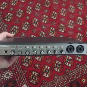 Zwukawoy karta Tascam U-800