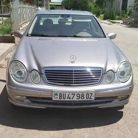 Mercedes-Benz E320 2003
