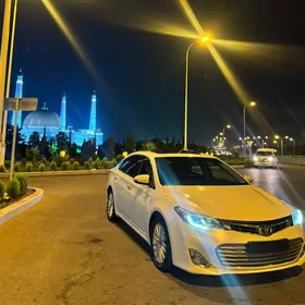 Toyota Avalon 2013