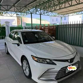 Toyota Camry 2022