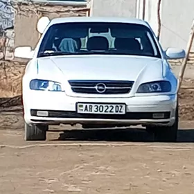 Opel Omega 2003