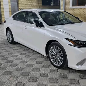 Lexus ES 350 2021