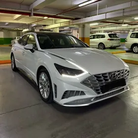 Hyundai Sonata 2021