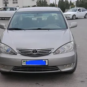 Toyota Camry 2005