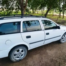 Opel Astra 2000