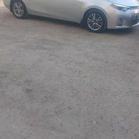 Toyota Corolla 2014