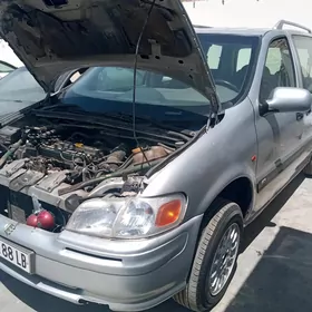 Opel Sintra 1999