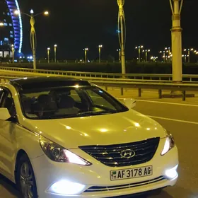 Hyundai Sonata 2012