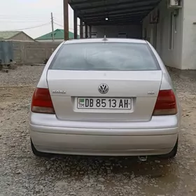 Volkswagen Bora 2003