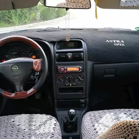 Opel Astra 1999