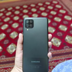 telefon a 12