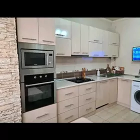 Mir 4 komnaty 5 etaj 108m²